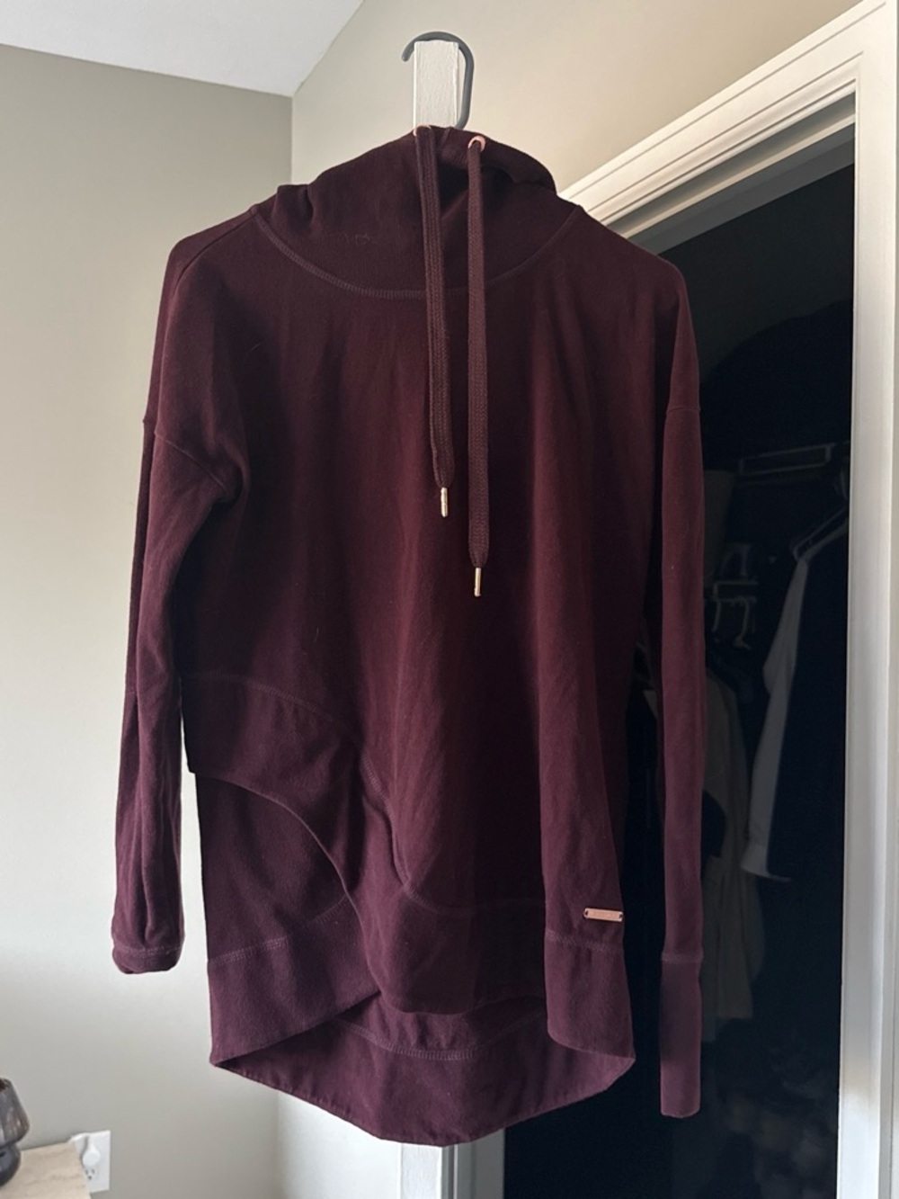 Sweaty Betty Turtleneck Pullover - Burgundy